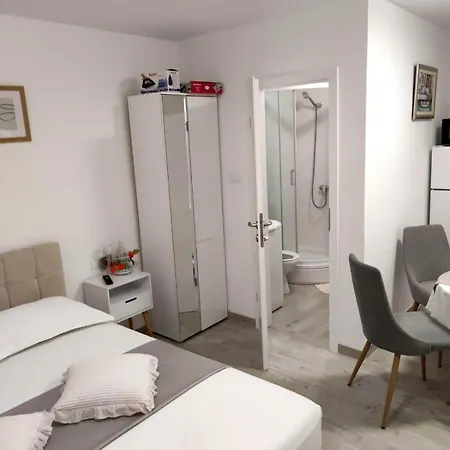 With Parking Space Seget Donji, - 23533 Apartmán Trogir